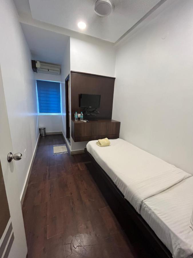 Hotel Scarlet Bangalore Exterior photo
